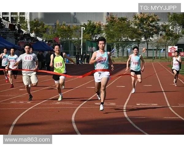 竞技体育激发无限激情与潜力，探索赛事背后的奋斗与荣耀